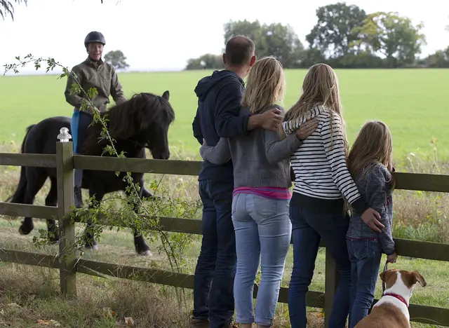 im Familienurlaub auf dem Bauernhof in Schleswig-Holstein gemeinsame Ausflüge unternehmen