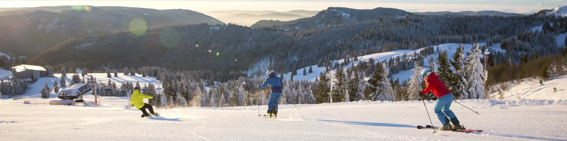 im Winterurlaub im Schwarzwald Skifahren am Feldberg