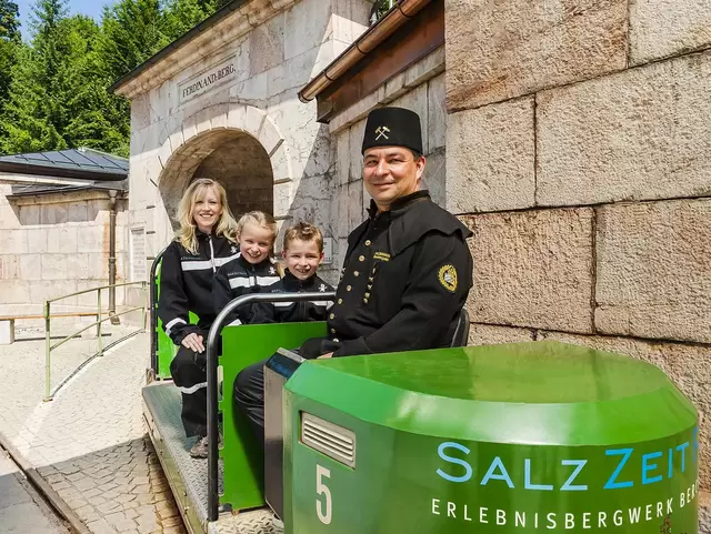 im Urlaub auf dem Bauernhof im Berchtesgadener Land das Salzbergwerk in Berchtesgaden besuchen