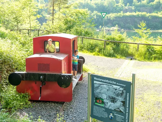 im Urlaub auf dem Bauernhof im Westerwald den Basaltpark in Bad Marienberg besuchen und auf die Spuren des Basaltabbaus gehen