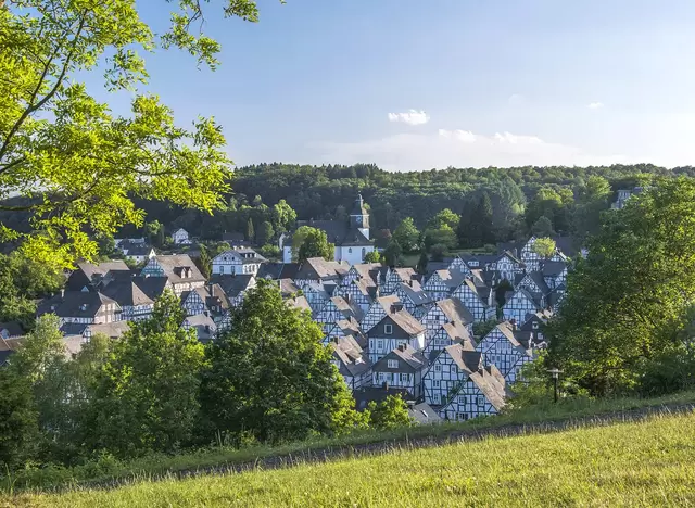 im Urlaub auf dem Bauernhof in Siegen Wittgenstein die historische Altstadt mit ihren Fachwerkhäusern in Freudenberg entdecken