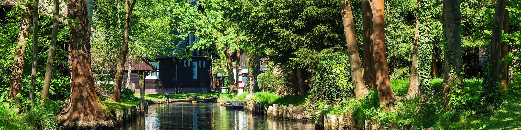 Gebäude im Spreewald in Lehde.