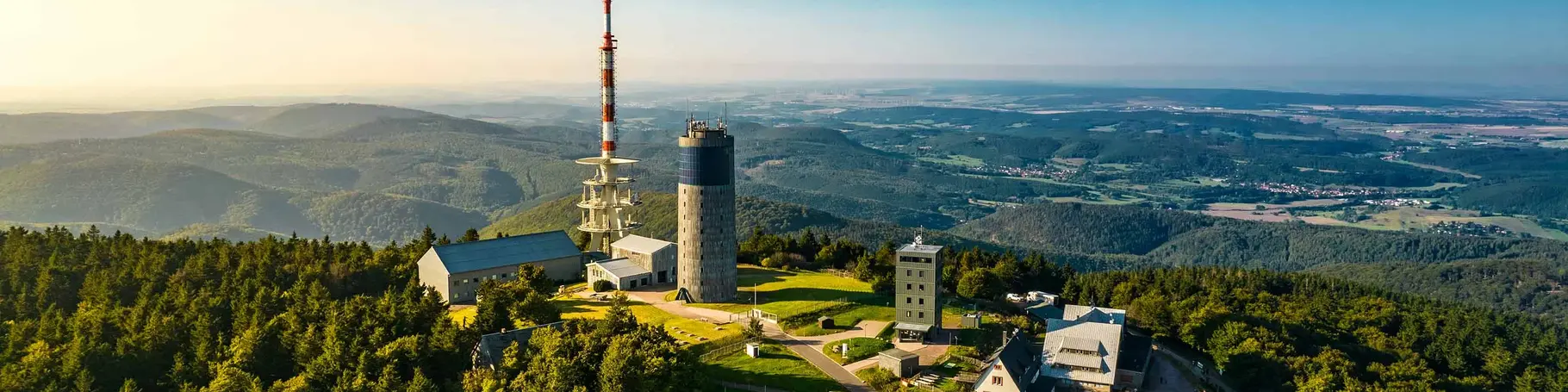 Vom Inselberg bei Brotterode-Trusetal hat man einen herrlichen Ausblick in den Thüringer Wald.