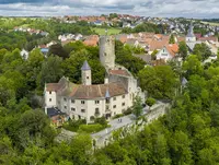 Burg Krautheim - © Touristikgemeinschaft Hohenlohe e. V., im Urlaub auf dem Bauernhof in Hohenlohe - Schwäbischer Wald die Burg Krautheim und das Burgmuseum besuchen