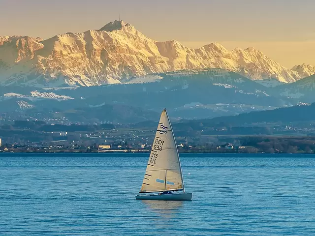 im Urlaub auf dem Bauernhof am Bodensee segeln und die Aussicht genießen