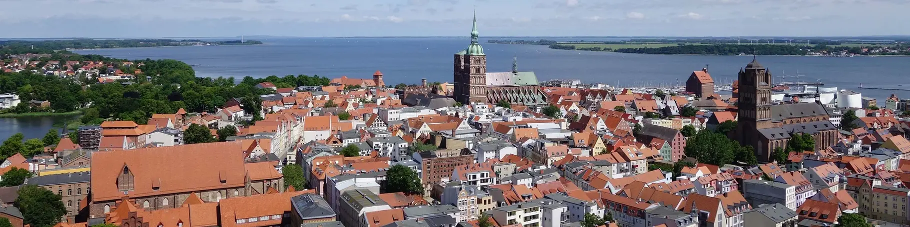 im Urlaub auf dem Bauernhof in Vorpommern die Hansestadt Stralsund am Strelasund besuchen