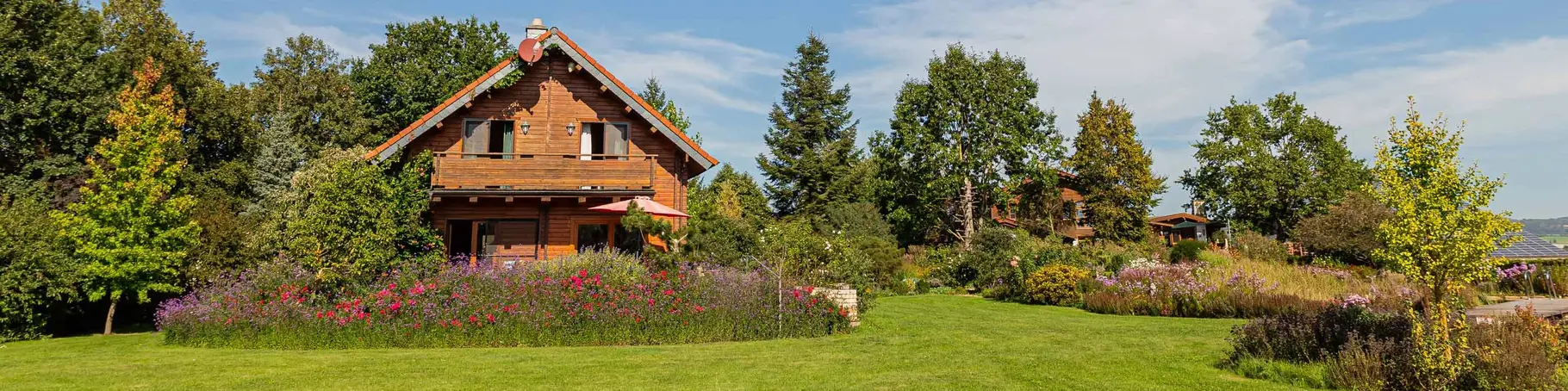 Urlaub im Ferienhaus mit Garten auf dem Land