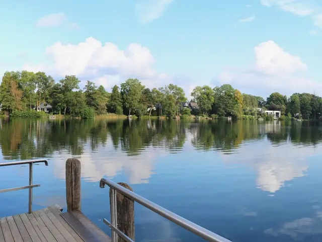 Boot auf dem Edebergsee in Plön, Holsteinische Schweiz