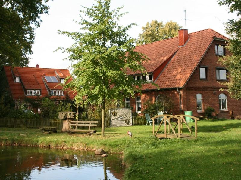 Bauernhaus Baalshof mit Teich